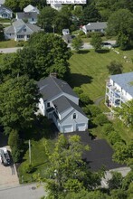 10 Myrica Ave in Rye, NH - Foto de edificio - Building Photo