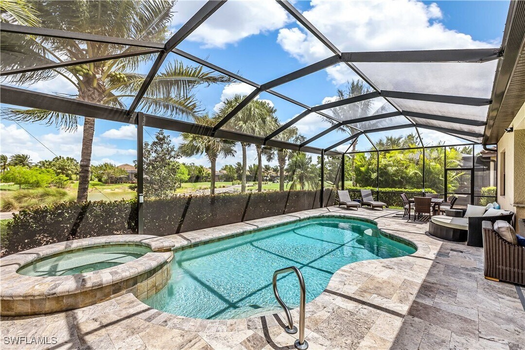 28525 Longford Ct in Bonita Springs, FL - Building Photo