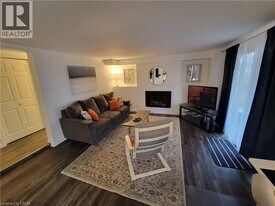 290 Fairway Rd N in Kitchener, ON - Building Photo