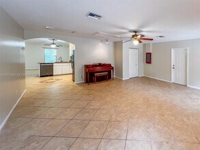 16332 122nd Dr N in Jupiter, FL - Building Photo - Building Photo