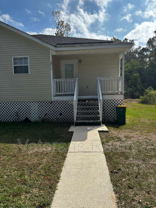 property at 20033 Sunshine Dr