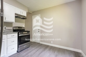 2005 N Elmer St in South Bend, IN - Foto de edificio - Building Photo