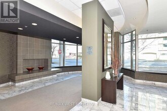 935-PH935 Sheppard Ave W in Toronto, ON - Building Photo - Building Photo