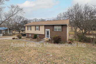 9921 Sheretz Dr in Knoxville, TN - Building Photo - Building Photo