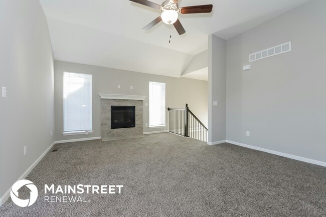 100 Samantha St in Raymore, MO - Building Photo - Building Photo