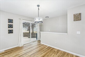 1470 S Hornecker St in Wichita, KS - Building Photo - Building Photo