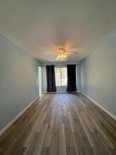 1702 Wicklow Way in Henderson, NV - Building Photo - Building Photo