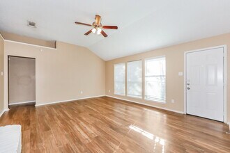 309 Willowstone Trail in Saginaw, TX - Building Photo - Building Photo