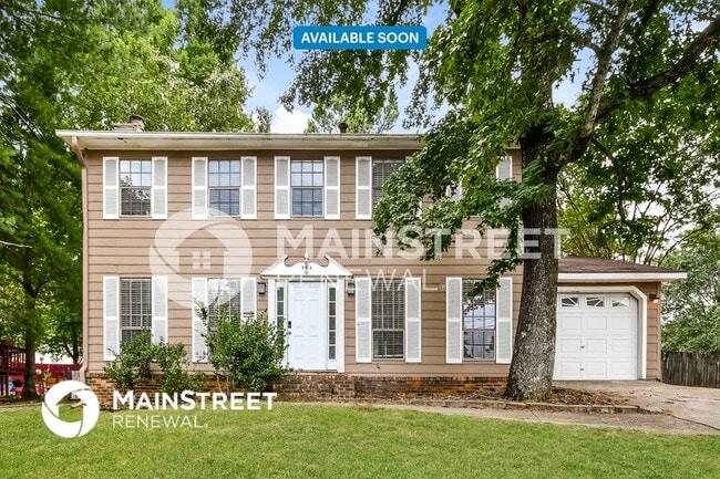property at 904 Pine Forest Cir