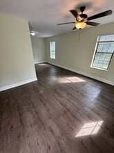 6732 Apalachee Pky, Unit 6732 A in Tallahassee, FL - Building Photo - Building Photo