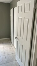 1726 E Idell St in Tampa, FL - Building Photo - Building Photo