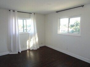 316 SE 1st St in Boynton Beach, FL - Building Photo - Building Photo