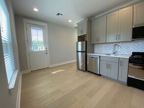 6920 Bethune Ave-Unit -#2 in Austin, TX - Building Photo - Building Photo