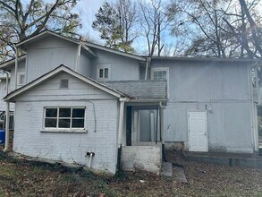 418 Holly Dr SE in Atlanta, GA - Building Photo - Building Photo