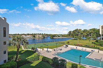 364 Golfview Rd in North Palm Beach, FL - Building Photo - Building Photo