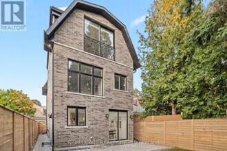 10A Benson Ave in Mississauga, ON - Building Photo - Building Photo