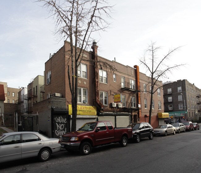 854 Franklin Ave in Brooklyn, NY - Building Photo - Building Photo