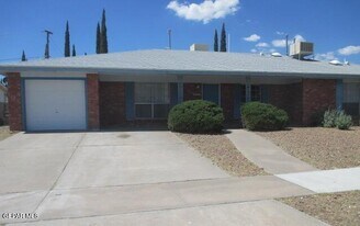 6816 Alto Rey Ave in El Paso, TX - Building Photo