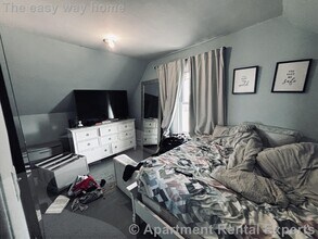 509 Medford St in Somerville, MA - Building Photo - Building Photo