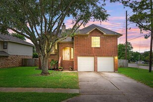 2031 Summerfield Pl in Sugar Land, TX - Building Photo