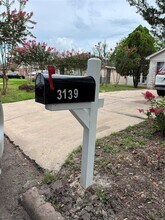 3139 Wuthering Heights Dr in Houston, TX - Building Photo - Building Photo