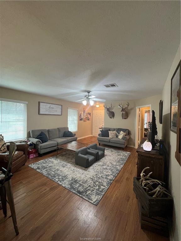 11347 N Dowling Rd in College Station, TX - Building Photo - Building Photo