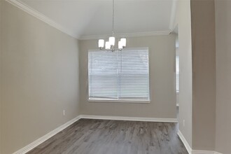 21011 Carmel Valley Dr in Katy, TX - Building Photo - Building Photo