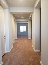 8552 W Midway Ave in Glendale, AZ - Building Photo - Building Photo