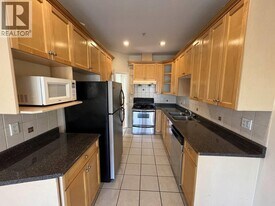 8XXX Main St in Vancouver, BC - Building Photo