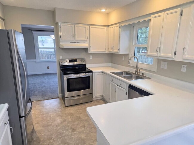 4405 68th St in Urbandale, IA - Building Photo - Building Photo