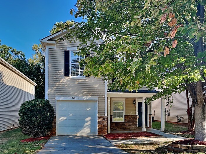426 Presidents Ct in Charlotte, NC - Building Photo