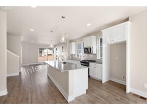 17226 SW Kite Ln in Beaverton, OR - Building Photo - Building Photo