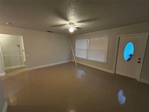 2960 NW 68th Way in Sunrise, FL - Building Photo - Building Photo