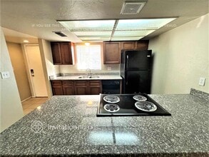 5942 W Whitton Ave in Phoenix, AZ - Building Photo - Building Photo