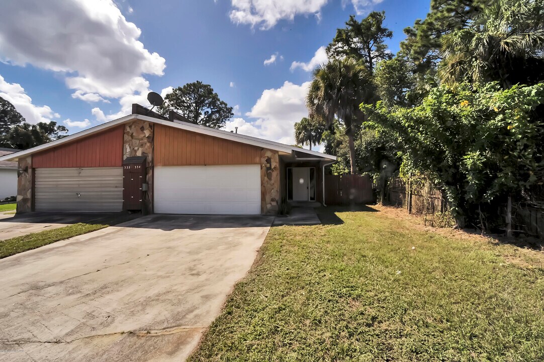334 Sun Dial Ct in Cocoa, FL - Building Photo