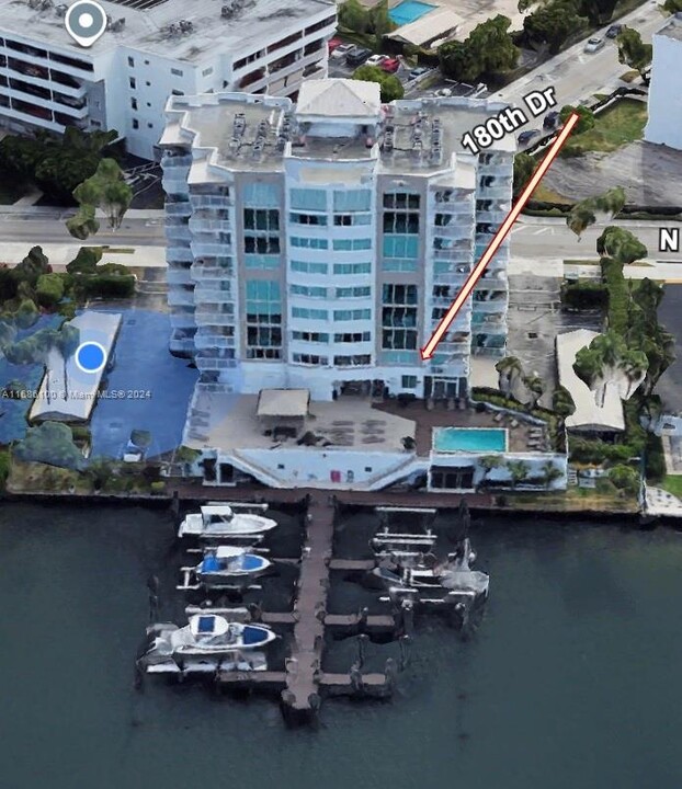 18000 N Bay Rd, Unit #204 in Sunny Isles Beach, FL - Building Photo