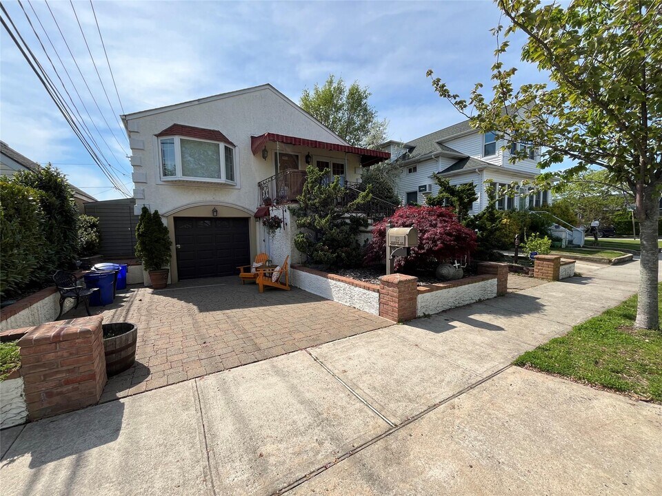 413 Washington Blvd in Long Beach, NY - Building Photo
