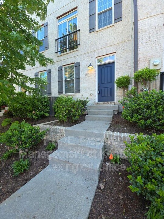 516 Maryland Ave in Lexington, KY - Building Photo
