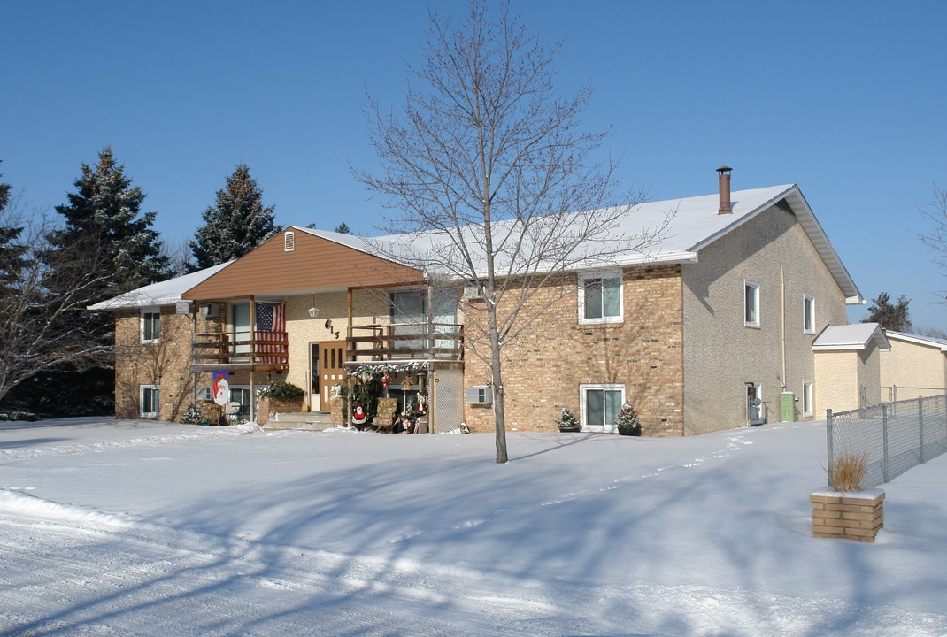 615 Bean St in Anoka, MN - Foto de edificio