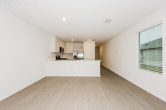 1604 Limpkin Dr, Unit 01 in Fort Worth, TX - Foto de edificio - Building Photo