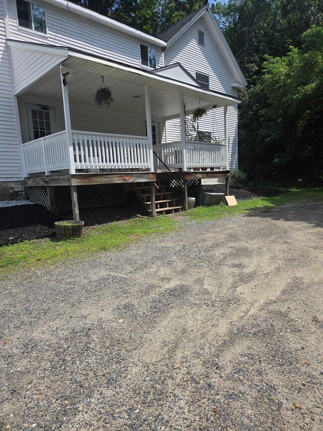 46 Maple St in Littleton, NH - Building Photo - Building Photo