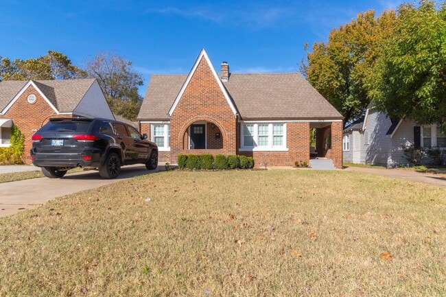 property at 2519 NW 20th St