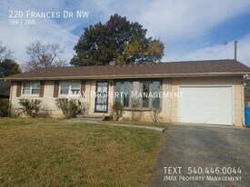 220 Frances Dr NW in Roanoke, VA - Building Photo