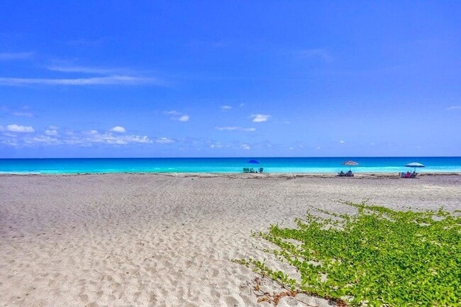 475 Juno Dunes Way in Juno Beach, FL - Foto de edificio - Building Photo