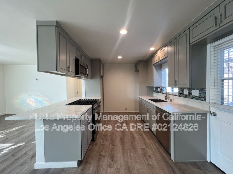 4417 166th St in Lawndale, CA - Building Photo