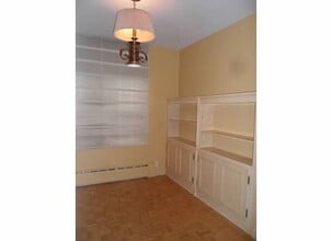 208 W 9th St in Aberdeen, WA - Foto de edificio - Building Photo