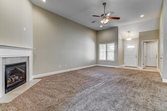 2915 Sandy Ln in Springfield, IL - Building Photo - Building Photo