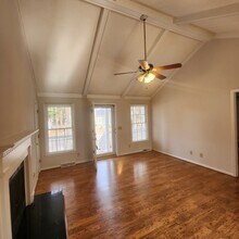 103 Brams Ct in Taylors, SC - Building Photo - Building Photo