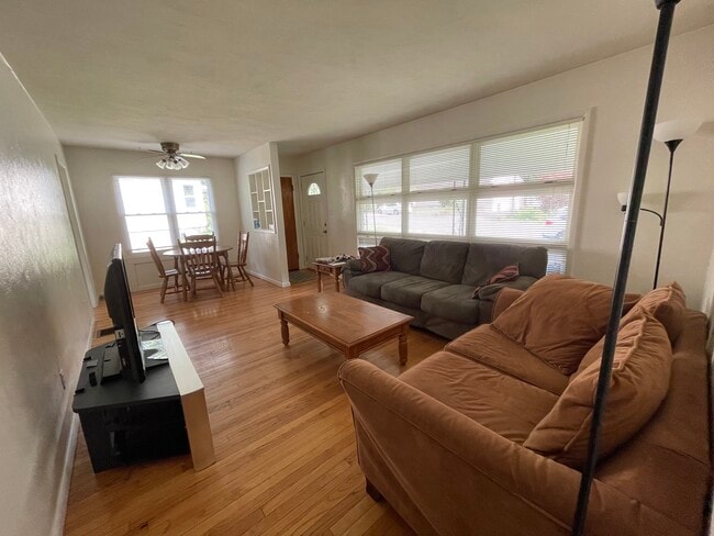 425 E Wylie St in Bloomington, IN - Building Photo - Building Photo