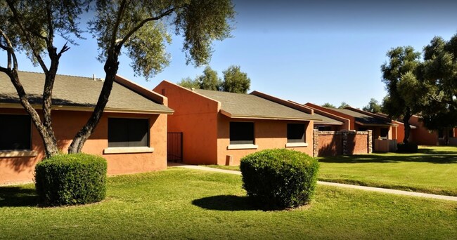 College Park- No AVAILABILITY!! in Tempe, AZ - Building Photo - Primary Photo